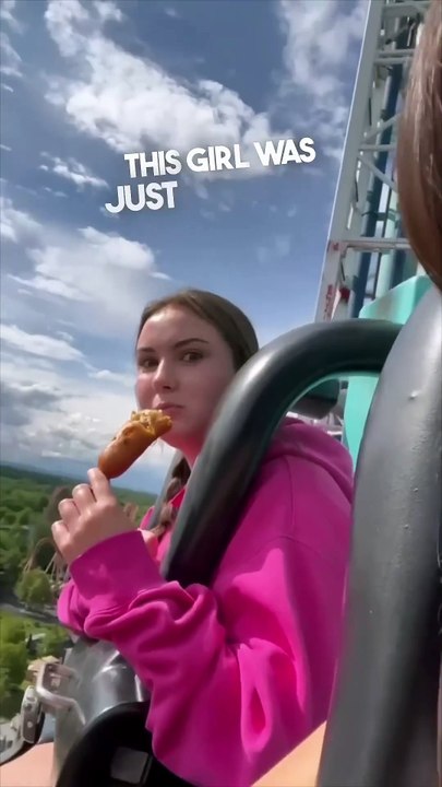 This girl had a fail on the roller coaster 😂
