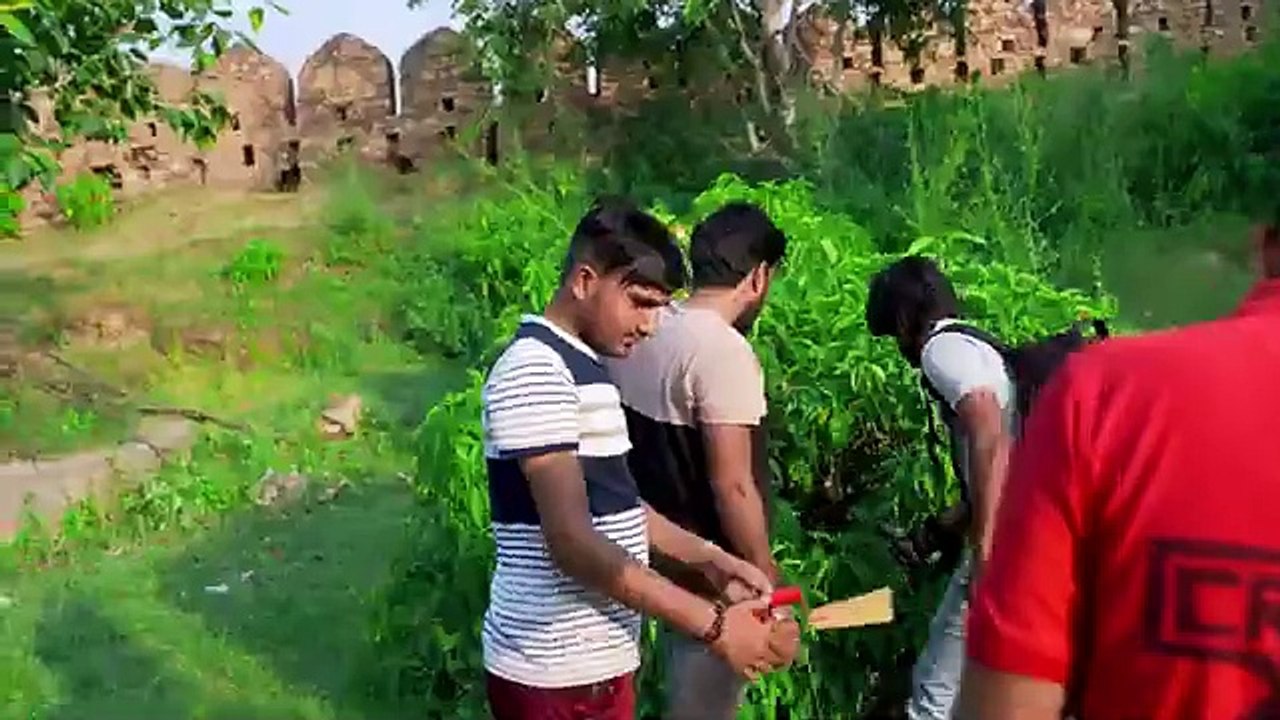 Treasure-Hunt-in-500-Year-Old-Fort-पुरान_59