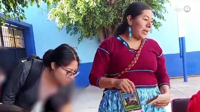 Clausuran festival de lenguas de pueblos originarios en escuela