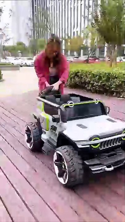 🚙⚡ Electric Kids Jumbo Jeep | Ride-On Adventure Toy with Rechargeable Battery! 🎉