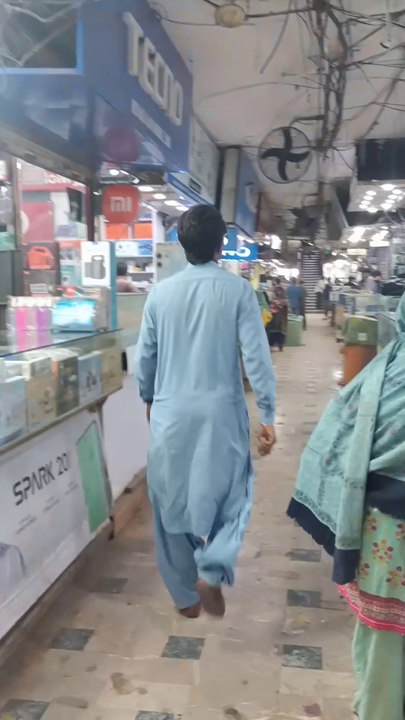 Visiting Mobile Market | Shayan Lashari