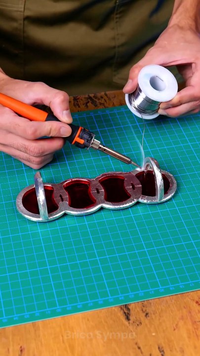 FAIT MAISON BRICOLAGE Lunettes de soleil : Créez vos propres lunettes de soleil !