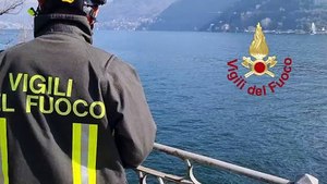 Como, il lago ribolle: scatta l'allarme