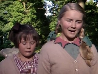 The Lion, The Witch and the Wardrobe (1988)  E06 - Deeper Magic