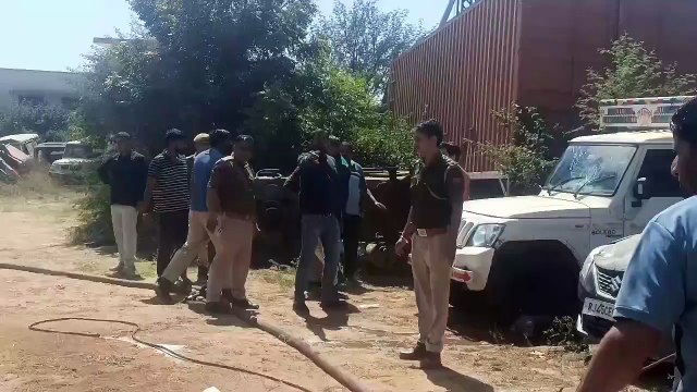 थाने के मालखाने में सिलेंडर ब्लास्ट: 50 फीट उछलकर पास के मकान में गिरे टुकड़े