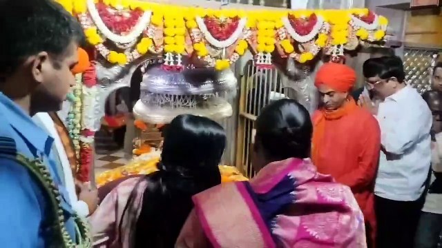 Watch Video: राज्यपाल ने किए बाबा रामदेव समाधि के दर्शन