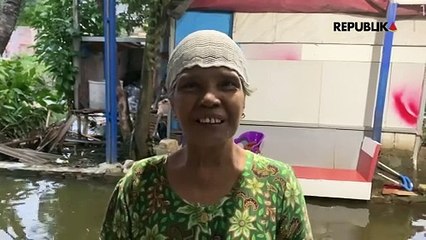 Didatangi Prabowo, Warga Korban Banjir: Sangat Terharu