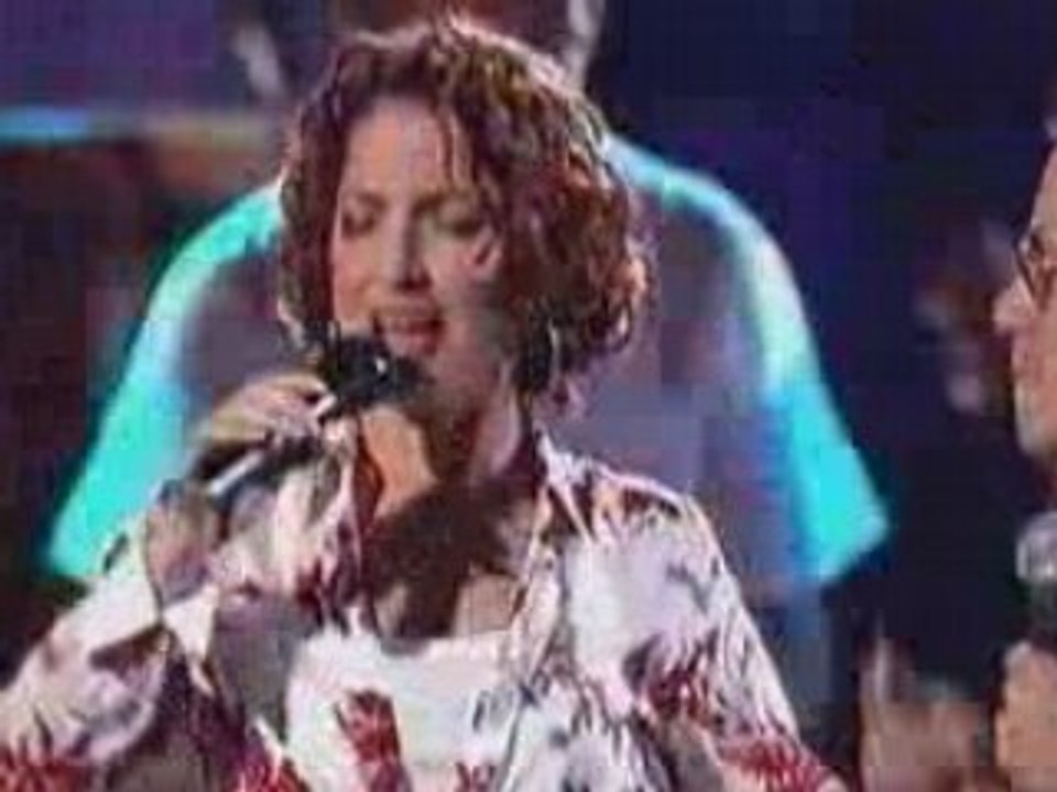Marc Anthony & Gloria Estefan - Mi Tierra Live