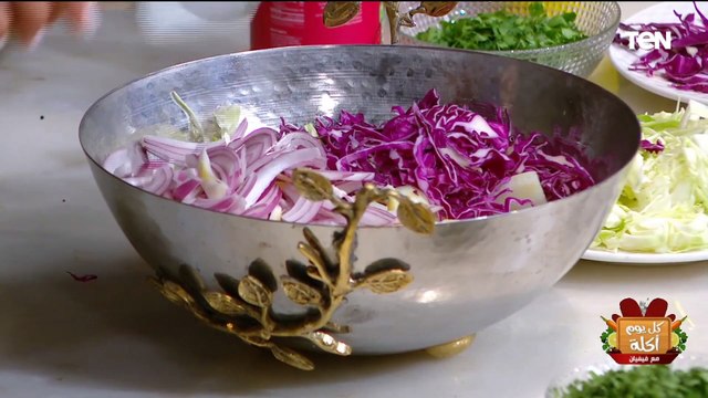 طريقة عمل سلطة البطاطس الرائعة مع الشيف فيفيان فريد