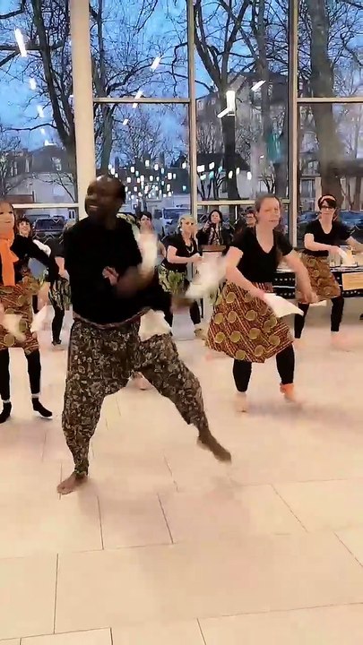 Démo au spectacle yé ! (l’eau)