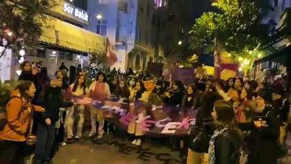 Genç Feministler Federasyonu: “Eşit ve özgür bir yaşama koşuyoruz”