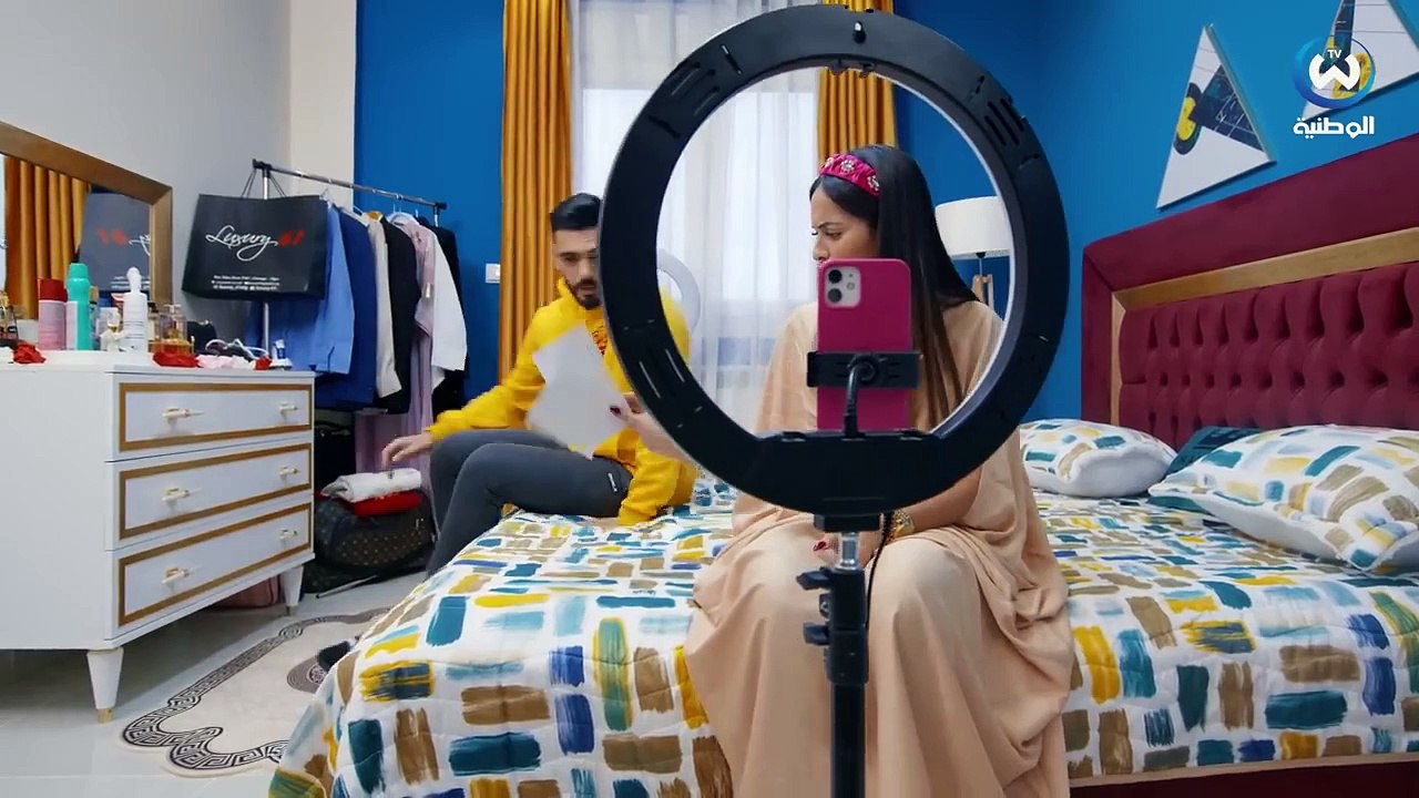 عايلة EN PANNE  الموسم 2  الحلقة 08  لوحة تماني  EPISODE 08