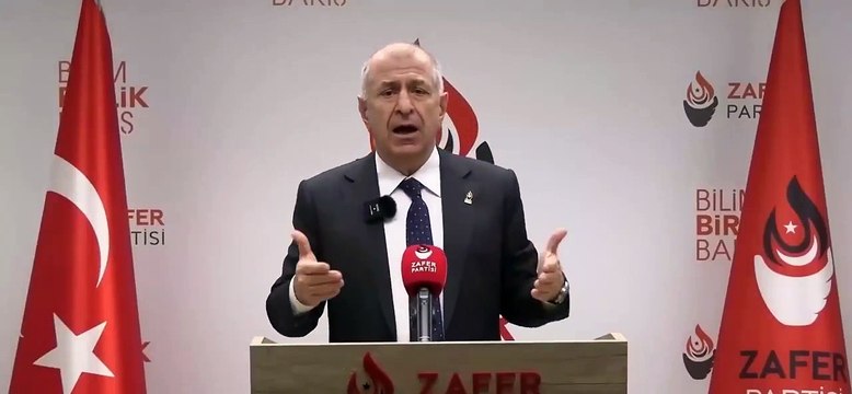 Ümit Özdağ yapay zeka ile konuşma yaptı: 'Teknoloji duvarları yıkabiliyor'