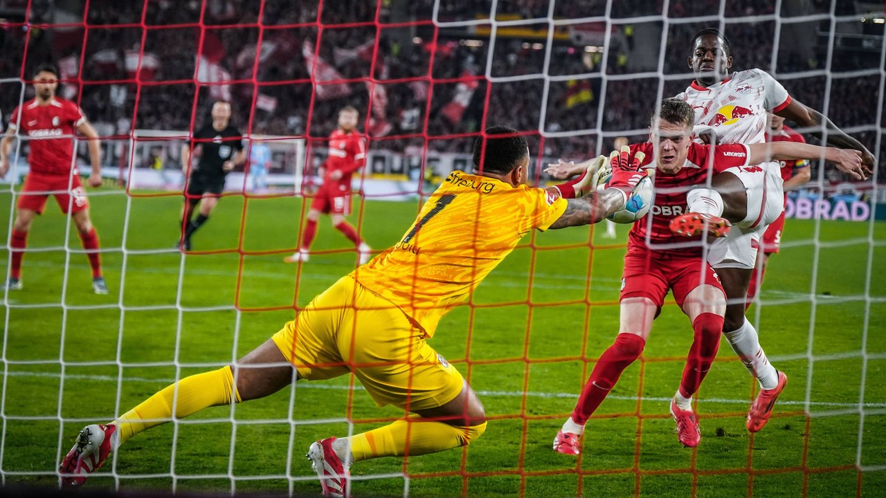 Schuster: Atubolu-Rekord 'ein Kompliment für die gesamte Mannschaft'