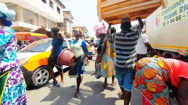 🇬🇭 EXPLORING AFRICAN STREET HUSTLE IN ACCRA GHANA #accra #ghana #4kwalk #dailymotion #youtube