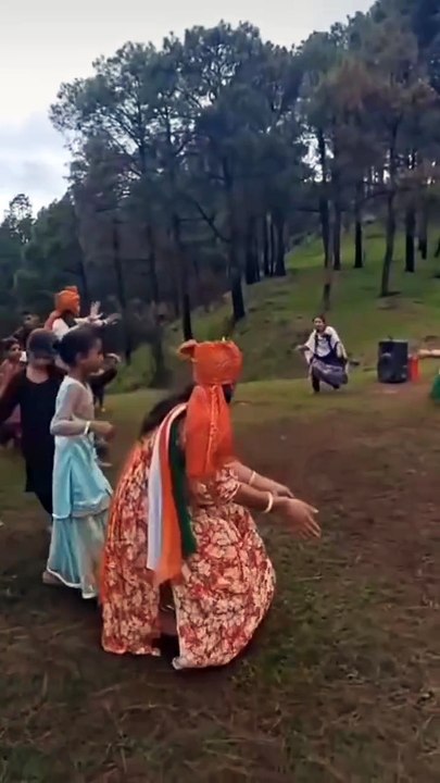 ,,,,,,,,,,Lady dance,,,,,,,,,,