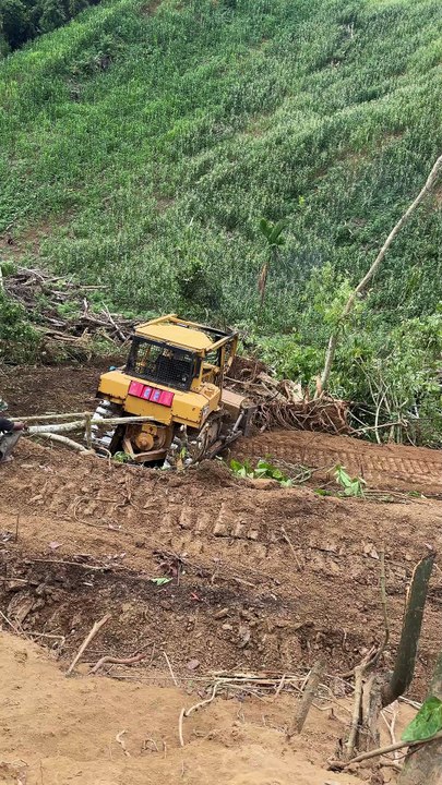 Bulldozer D6R XL Clears New Land on the Mountain Slopes