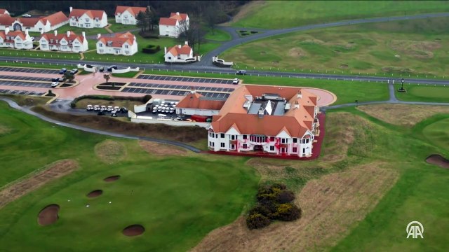 Filistin yanlısı aktivistlerden ABD Başkanı Trump'ın İskoçya'daki golf sahasına protesto