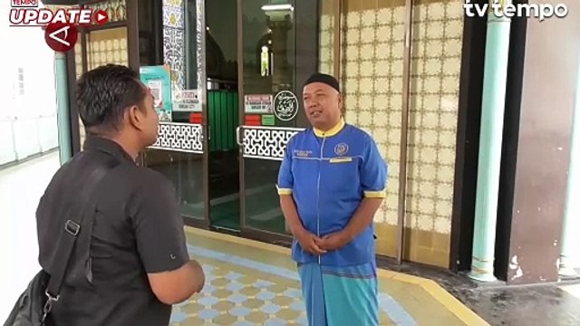 Tradisi Khas Ramadan Berbagi Bubur Sup di Masjid Raya Al Mashun Medan