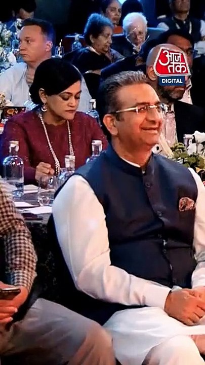 CM Yogi ने किया Sambhal CO Anuj Kumar के बयान क...