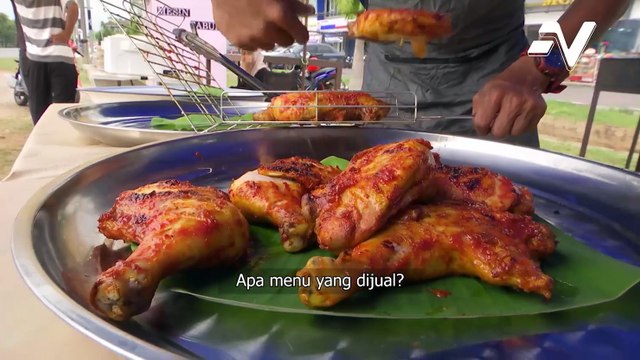 Perniagaan Kapten Hijau Kuning, Akmal Zahir & pemain tengah Fayadh Zulkifli laku keras