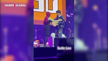 Koreli oyuncu Türk hayranıyla balon patlattı