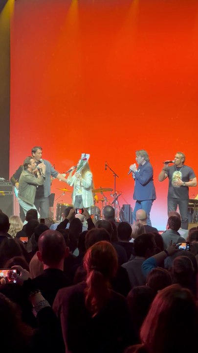 Exclusif - Sébastien Rock, David Proux, Patrick Puydebat et Tom Schacht vont rejoindre Hélène (Hélène Rolles) sur scène lors de son concert exceptionnel au Théâtre Marigny à Paris pour 2 soirs. Paris le 7 mars 2025. © Pierre Perusseau / Tiziano da Silva /