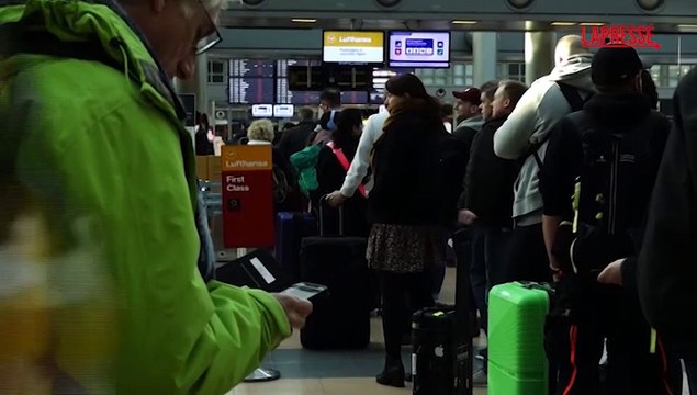 Sciopero senza preavviso all'aeroporto di Amburgo: 280 voli cancellati