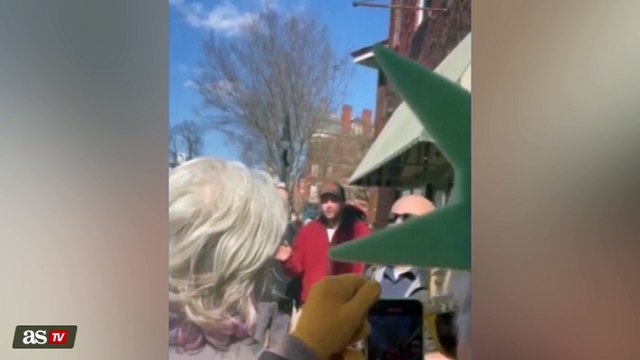 JD Vance confronts Ukraine fanatics harassing his child