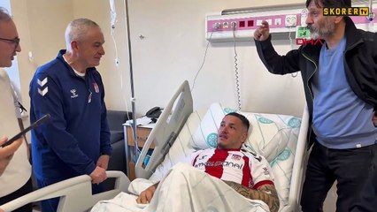 Sivasspor'da Rey Manaj ve Veljko Simic hastaneye kaldırıldı! Ambulans iki kez sahaya girdi