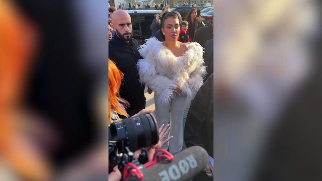 Georgina reaparece rodeada de seguridad y sin Cristiano Ronaldo tras haber recibido amenazas. (Vídeo:Gtres)