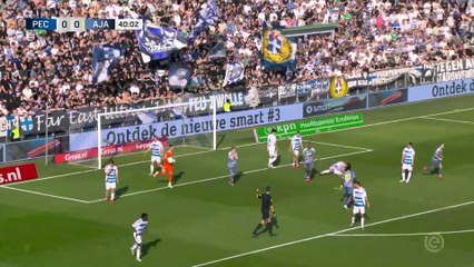 Ajax scrape to victory in Zwolle to maintain big Eredivisie lead