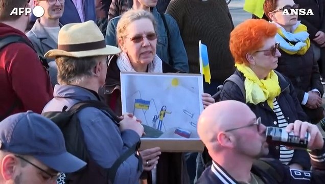 Germania, a Berlino manifestazione di solidarieta' con l'Ucraina