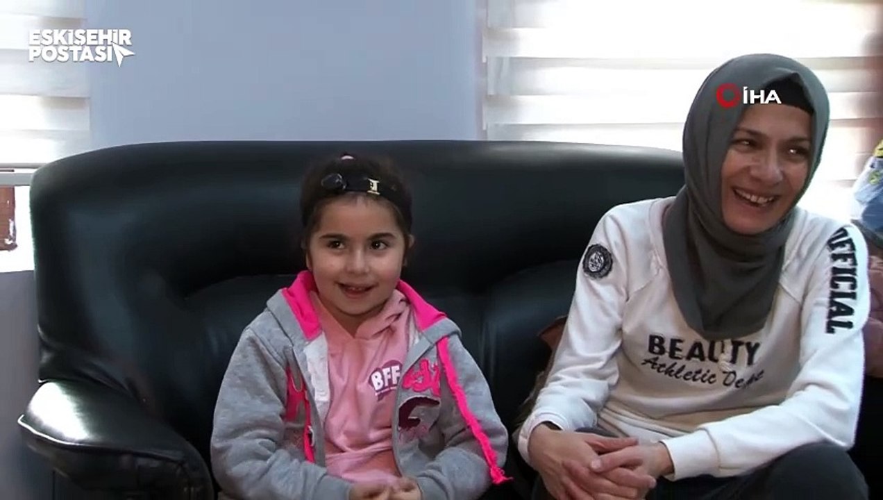 Eskişehir'de Zeynep'in duyması için 2,4 milyon TL gerekiyor