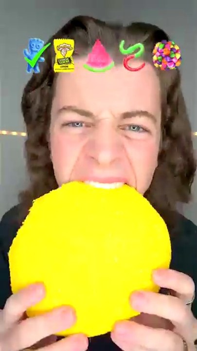 Giant_Sour_Candy
