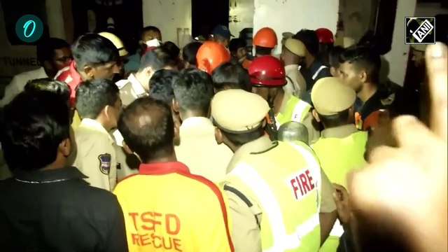 SLBC Tunnel Collapse - వాసన పసిగట్టిన కేరళ డాగ్స్.. ఒకరిని బయటకు | Cadaver dogs| Oneindia Telugu