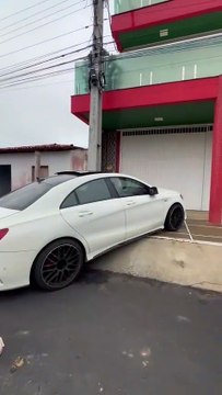 Envolvidos com encontros do 'grau' são presos durante Operação Rolezinho; carro de luxo é apreendido