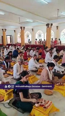 Shraddhavans wholeheartedly performing Shree Panchakumbhaabhishek Shree Hanuman Purnima Utsav 2024