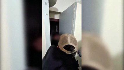 Deniz Baykal dahil bazı siyasetçilerin müstehcen görüntülerini yayan şahıs yakalandı