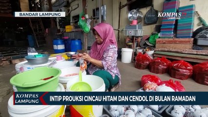 Intip Produksi Cincau Hitam dan Cendol di Bulan Ramadan