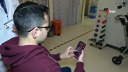 Uzmanlar uyarıyor: 7'den 77'ye milyonlar ''Text Neck'' riski altında!