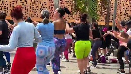 🔹🔥 Vida en las Calles de Medellín | Un Día Intenso en 4K