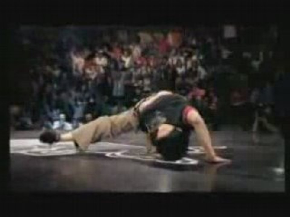Moy (USA) VS Hong 10 (Korea) @ REDBULL BCONE 2005