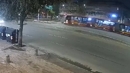 Revelan detalles sobre el conductor implicado en accidente contra bus de Transmilenio en la calle 80