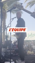 John McEnroe, en mode rockstar, fait le show sur scène - Tennis - Indian Wells