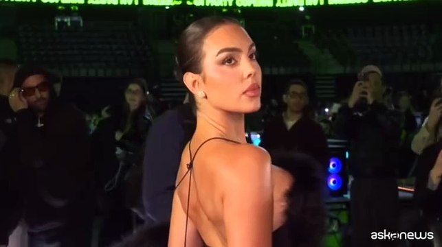 Moda, da Bella Thorne a Ice Spice: celebrities per Coperni a Parigi