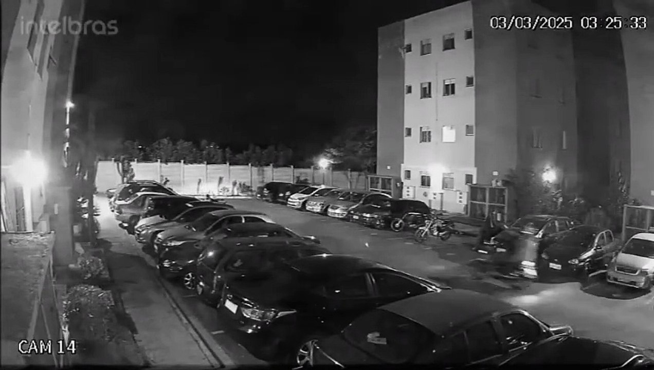 Entregador tem moto furtada na garagem do condomínio em Campinas