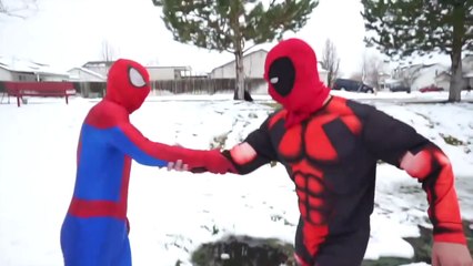 Deadpool vs Spiderman in real life snow fight