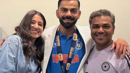कौन है Virat-Anushka संग तीसरा शख्स, फोटो Viral