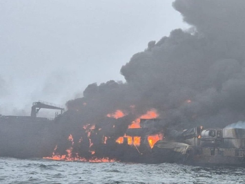 Öltanker und Frachtschiff kollidieren in Nordsee